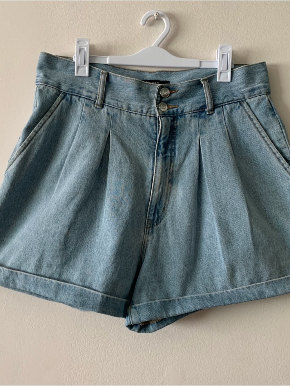 Forever 21 Light Blue Pleated High-Waist Denim Shorts